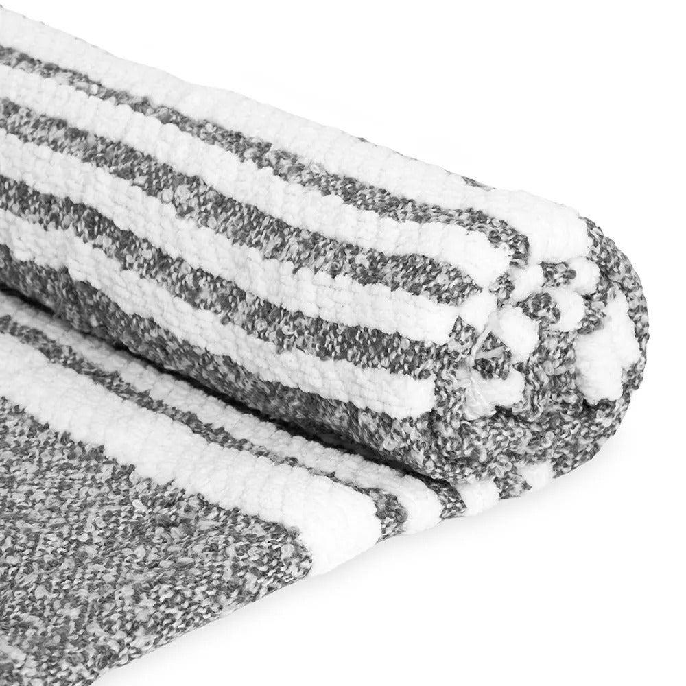 Boucle Throw, Grey & White - 127x152cm